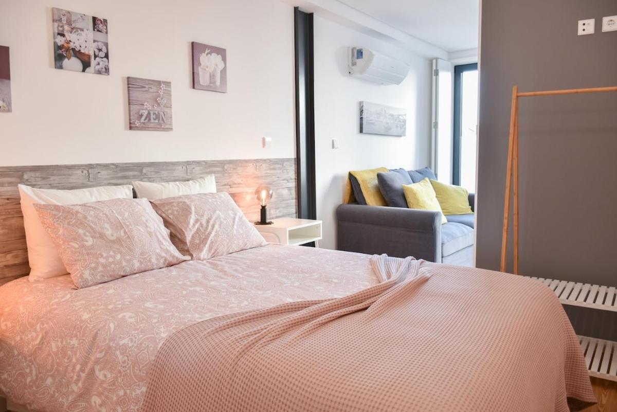 Apartamento With Balcony - 9 Min-walk To Trindade *